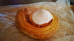 こちらのシナモ...
