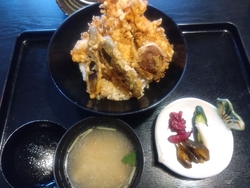 ランチに家族で...