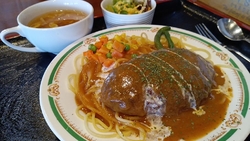 開店30分前か...