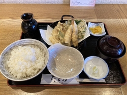 ランチに訪れま...