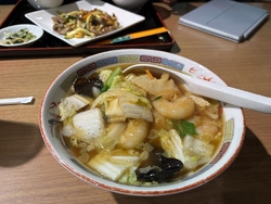 ランチで12時...