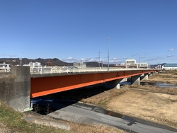 足利市の南北の...