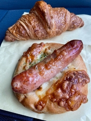 今日の昼時は混...
