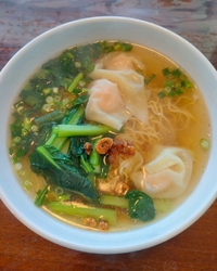 【海老雲呑麺セ...