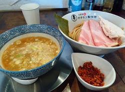 久しぶりにお邪...