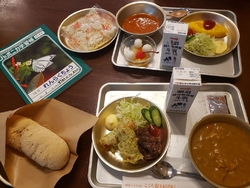 校舎利用のカフ...
