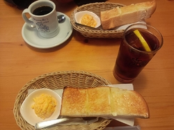モーニングで訪...