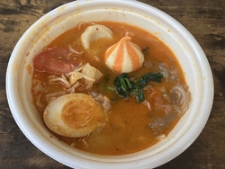 麻辣湯をテイク...