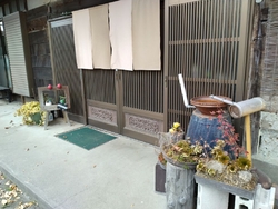 今日は朝から寒...