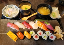 今日はお寿司が...