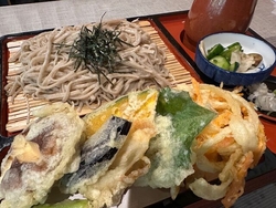 目の前の武茂川...