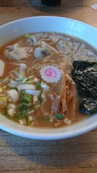 ワンタン麺をい...