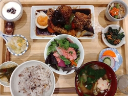 ランチに予約し...