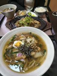 とろ~り広東麺...