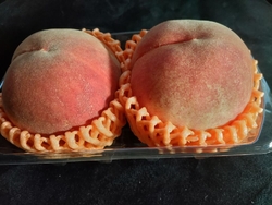 くだものを買い...