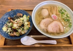 朝ラーで佐野ラ...
