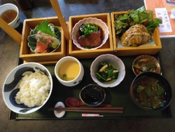 ランチ1250...