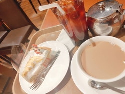 お茶の時間に訪...