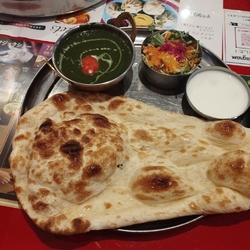 お友達とランチ...