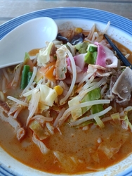 お昼にピリカラ...