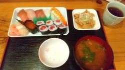 夜営業の時間に...