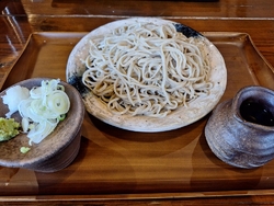 お蕎麦をたべに...