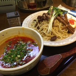 つけ麺が主体の...