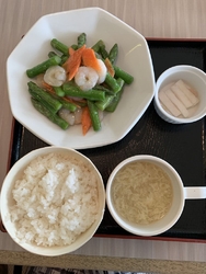 自治医大でお昼...