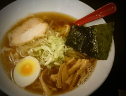 煮干しラーメン...