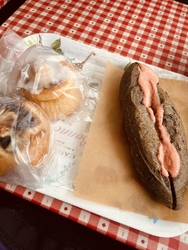 どこもかしこも...