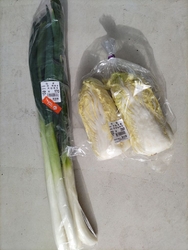 鍋に使う白菜を...