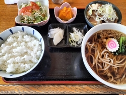 平日の昼にお邪...