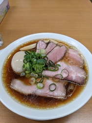 メニューから、...