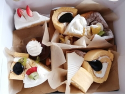 家族用のお菓子...