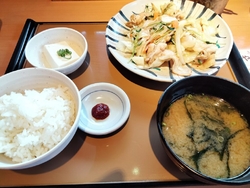 肉野菜炒め定食...