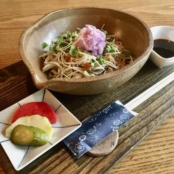 手打ちの十割蕎...