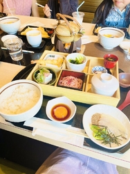 限定メニューを...