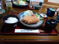 美味いトンカツ...