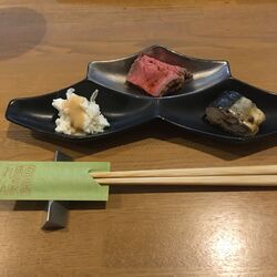 魚、肉、お酒何...