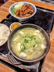 白海鮮スン豆腐...