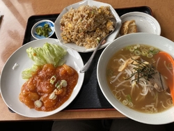 口コミを見てラ...