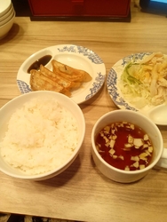 いつも頼む、餃...