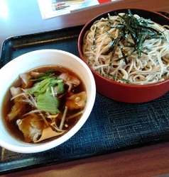 夕食の時間に伺...