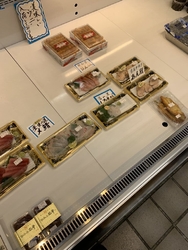 カワハギが食べ...