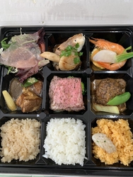 職場でお弁当を...