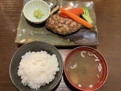ランチに行きま...