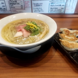 今日は朝からラ...