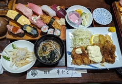 ランチに食べに...
