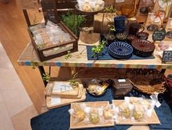 パセオの丹波屋...