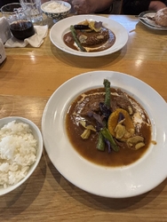 ビーフシチュー...